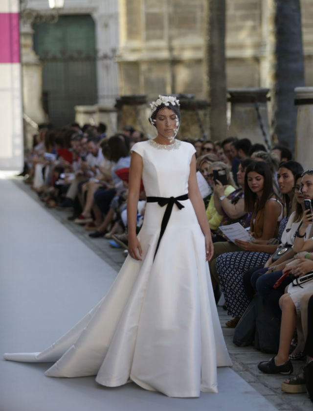 Desfile de novias de Iván Campaña de su colección 2018 en SIQ 2017. Foto: Vanessa Gómez