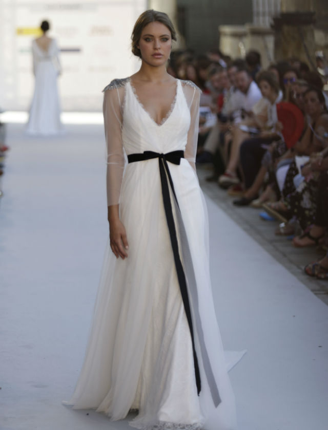 Desfile de novias de Iván Campaña de su colección 2018 en SIQ 2017. Foto: Vanessa Gómez