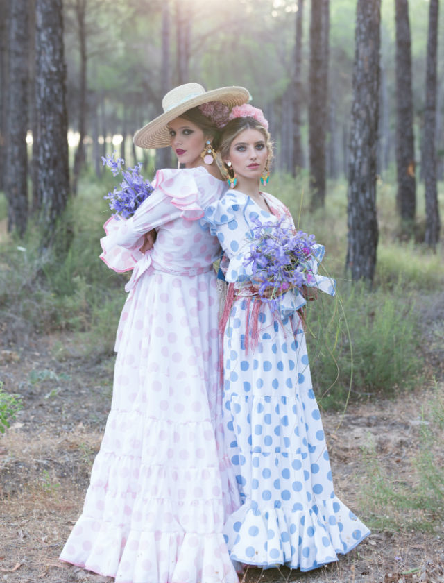 Diseños de moda flamenca para el Rocío de Manuel Zerpa