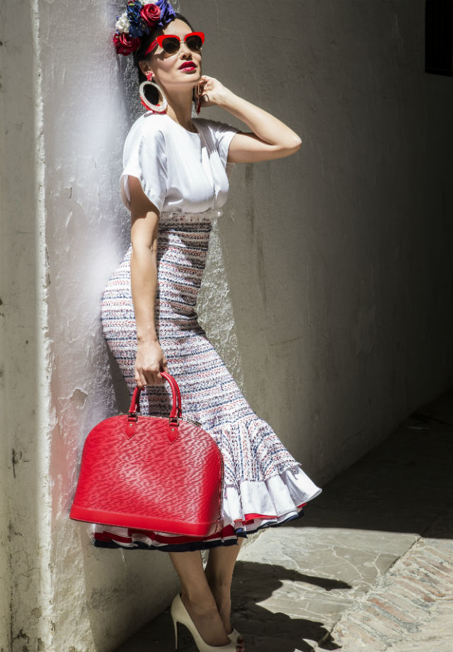 Sidonie Biemont con traje de flamenca de Atelier 109 Paris