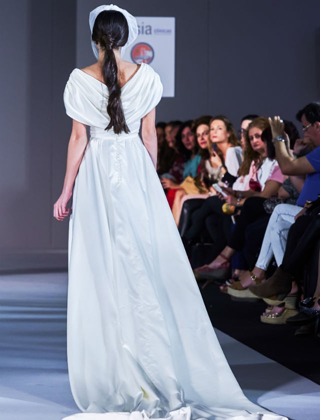 Desfile de Cherubina con la colección de novias 2018 «Le Beau Monde» en la Pasarela New Models. Foto: Nacho Álvarez