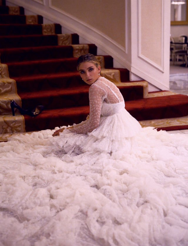 Sesión de fotos de Jesús Isnard con diseños de Manuel Zerpa