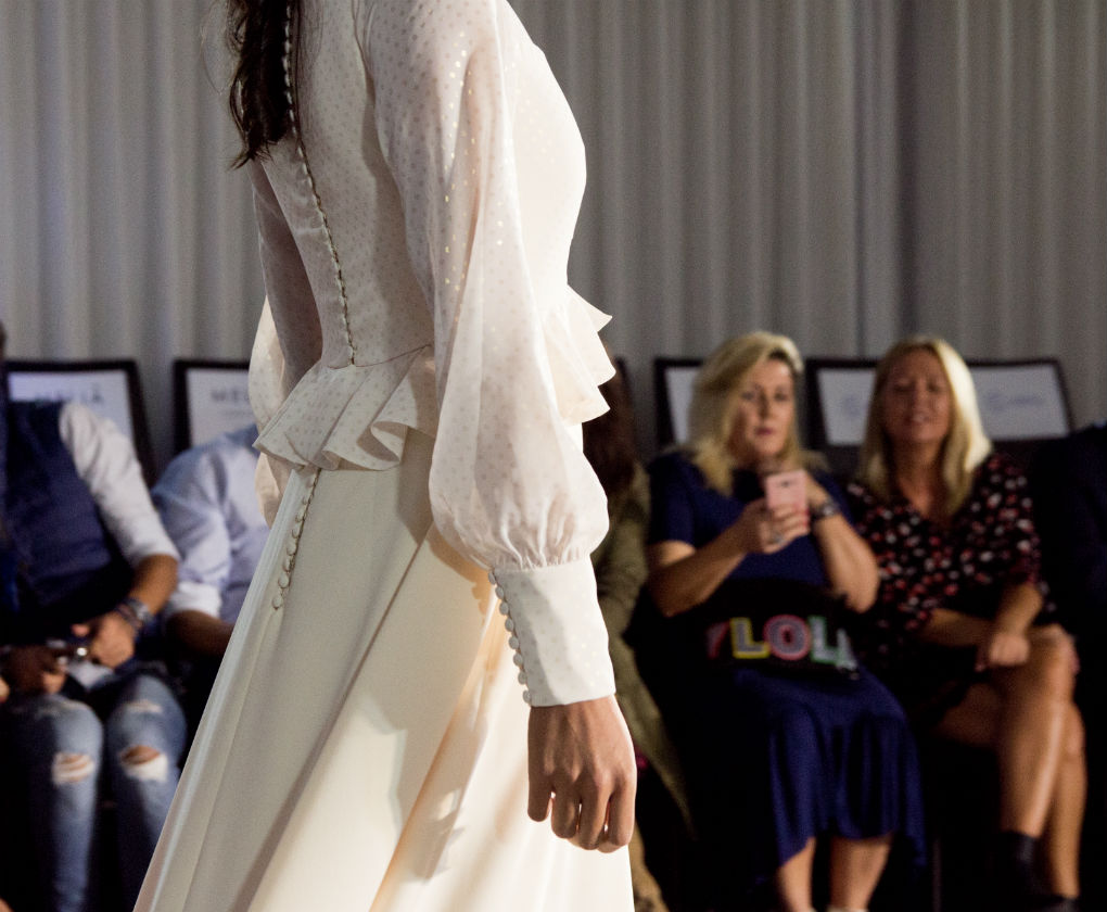 Desfile de Cherubina con la colección de novias 2018 «Le Beau Monde» en la Pasarela New Models. Foto: Juan Delgado