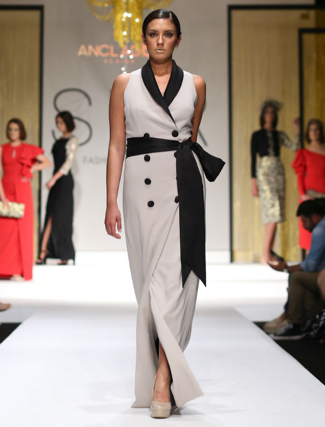 Desfile de moda para invitadas de la firma Anclados en Sur Fashion Experience 2018. Foto: CPA Studio