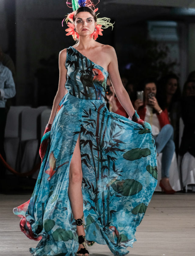 II Sherry Fashion Week. Desfile de Francis Montesinos. Foto: Manuel Esteves