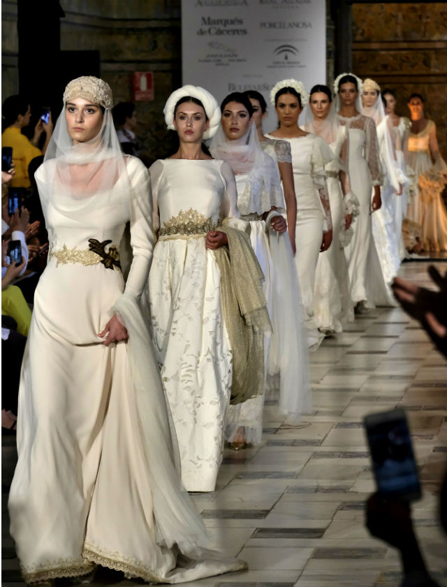Desfile de la colección de novias 2019 de Aurora Gaviño en SIQ 2018. Foto: JM Serrano
