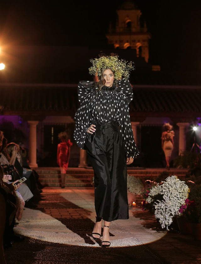 Desfile de trajes de flamenca 2019 de Juana Martín. Foto: Andrew Jim