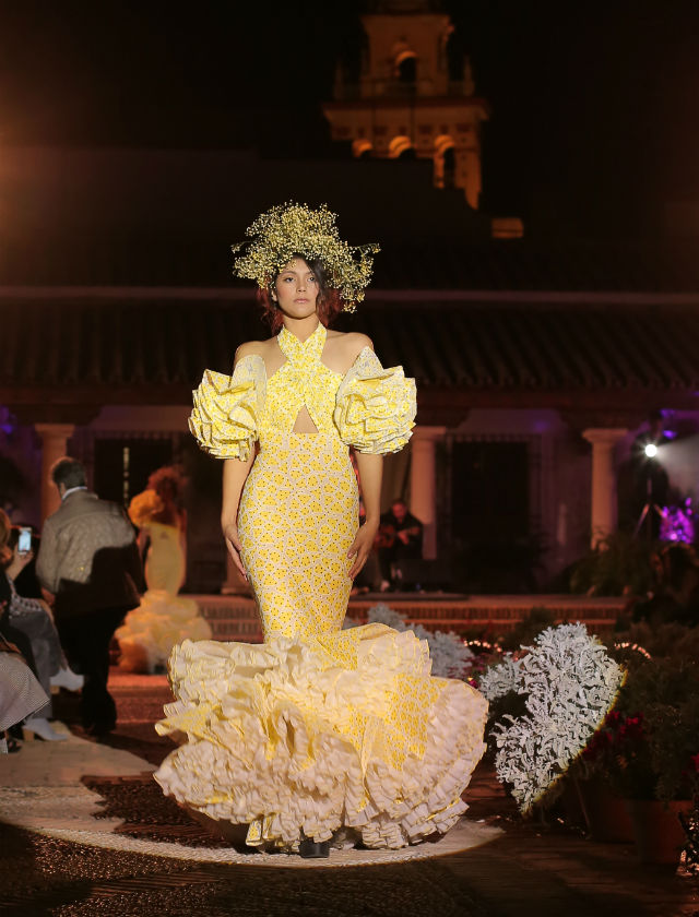 Desfile de trajes de flamenca 2019 de Juana Martín. Foto: Andrew Jim