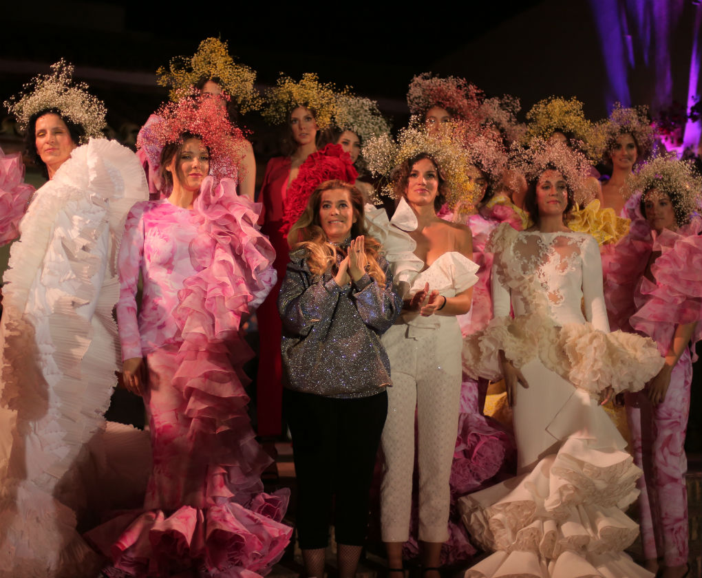 Desfile de trajes de flamenca 2019 de Juana Martín. Foto: Andrew Jim