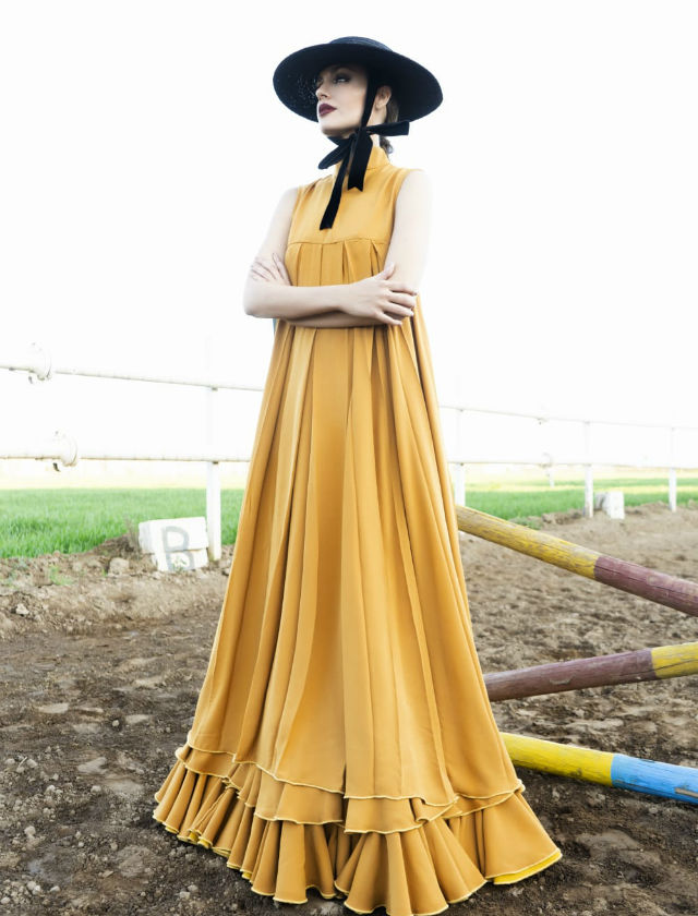 Diseños de moda flamenca 2019 de Laura de los Santos. Foto: Ernesto Castillo/No mires la cámara