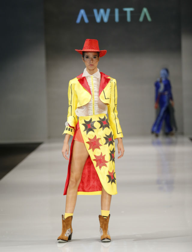 Desfile de Awita, ganadora de Code 41 Talent