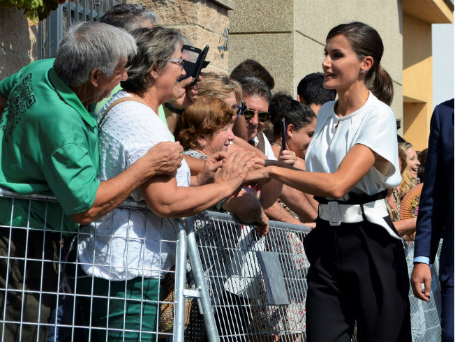 Look de la Reina Letizia para ir a trabajar