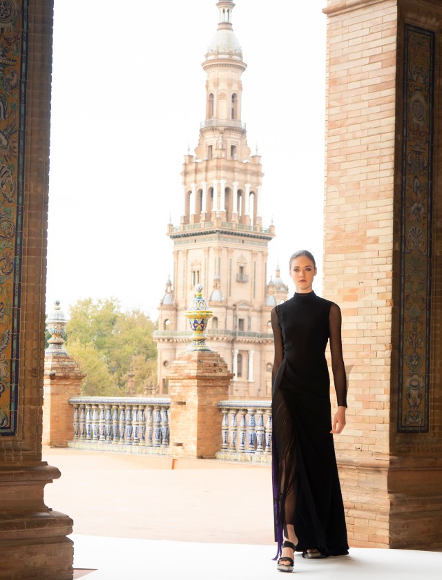 Desfile de Álex de la Huerta en SIQ 2020. Foto: Ernesto Castillo