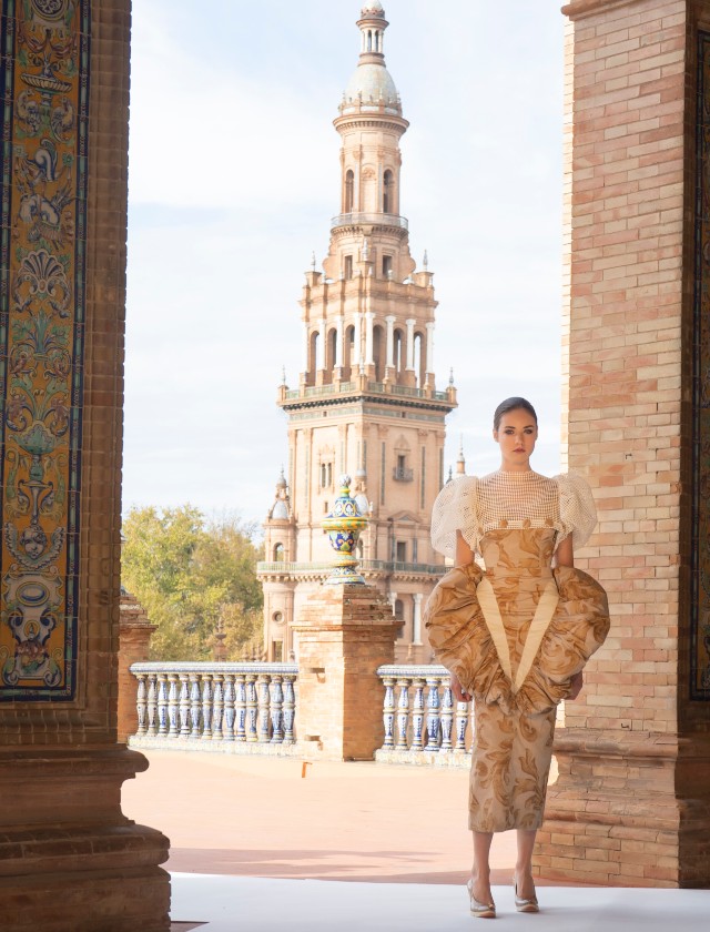 Desfile de Maríadegracia en SIQ 2020. Foto: Ernesto Castillo