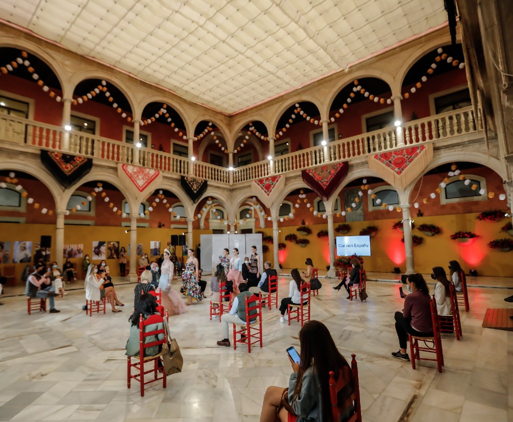 Desfile de Emprende Lunares 2021 en Fundación Cajasol. Foto: JM Serrano