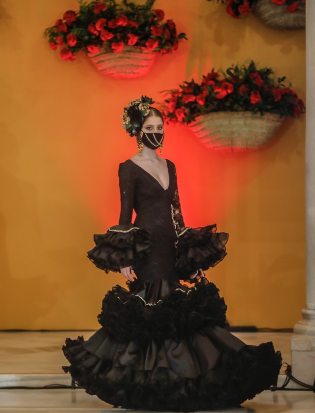 Desfile de Emprende Lunares 2021 en Fundación Cajasol. Foto: JM Serrano