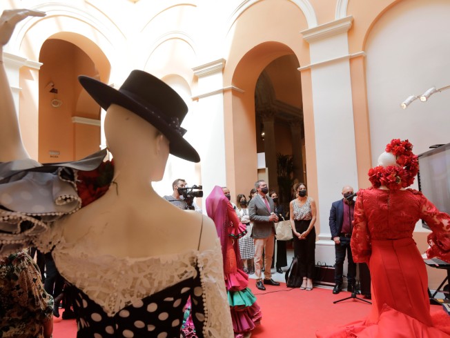 ¿Ganas de moda flamenca? No te pierdas este desfile virtual con 24 diseñadores