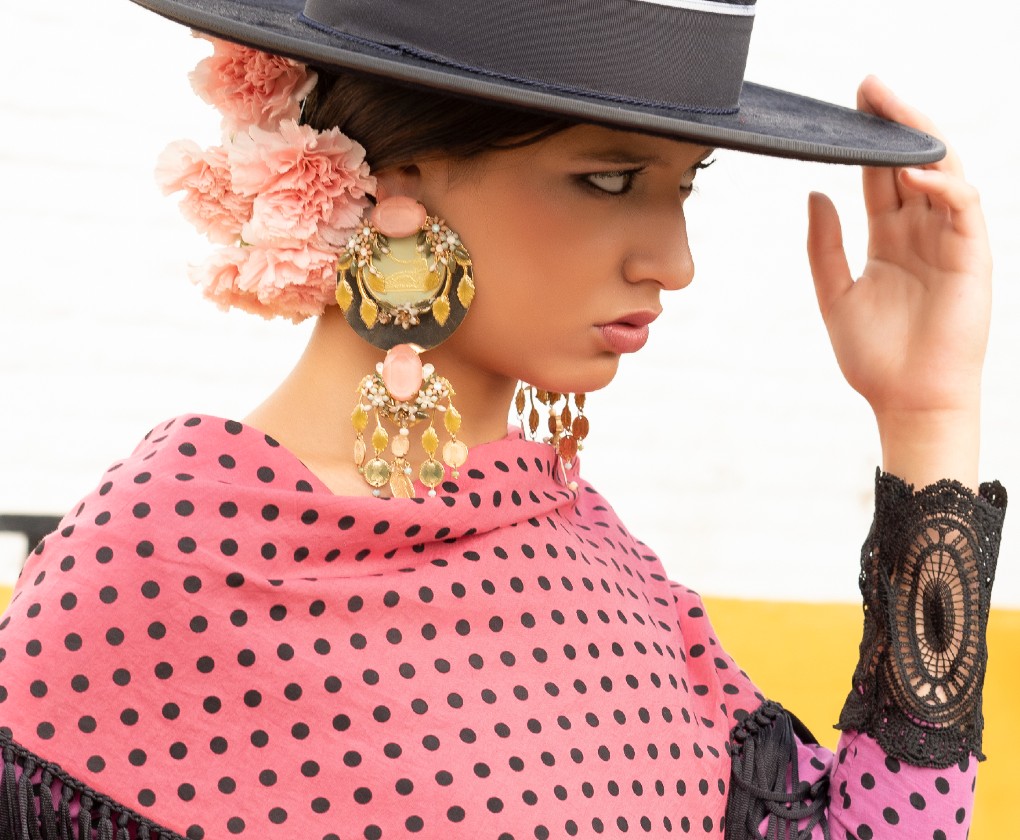 La asociación de moda flamenca Mof&Art recibe un premio de la Junta de Andalucía