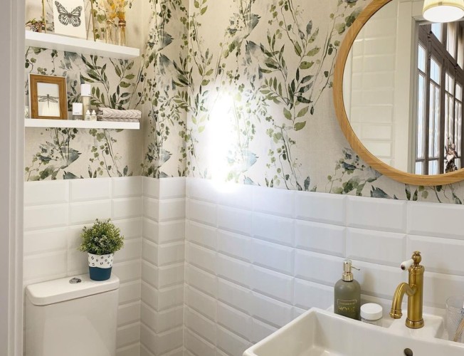 7 diseños de papeles pintados perfectos para el cuarto de baño