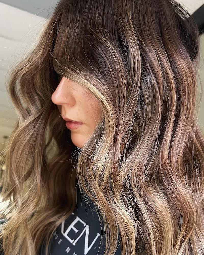 Las mechas «face framing» son las que te tienes que hacer este otoño (y