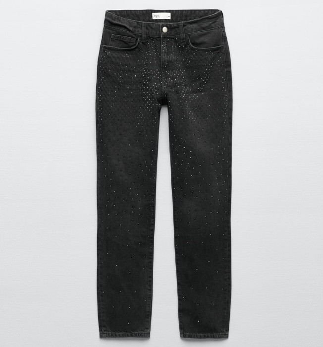 Vaqueros con brillos la nueva prenda que arrasará en el Black Friday