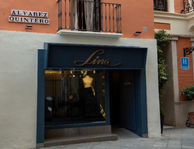 Así es la nueva tienda-taller de Lina en Sevilla (con guiño a Rosalía)