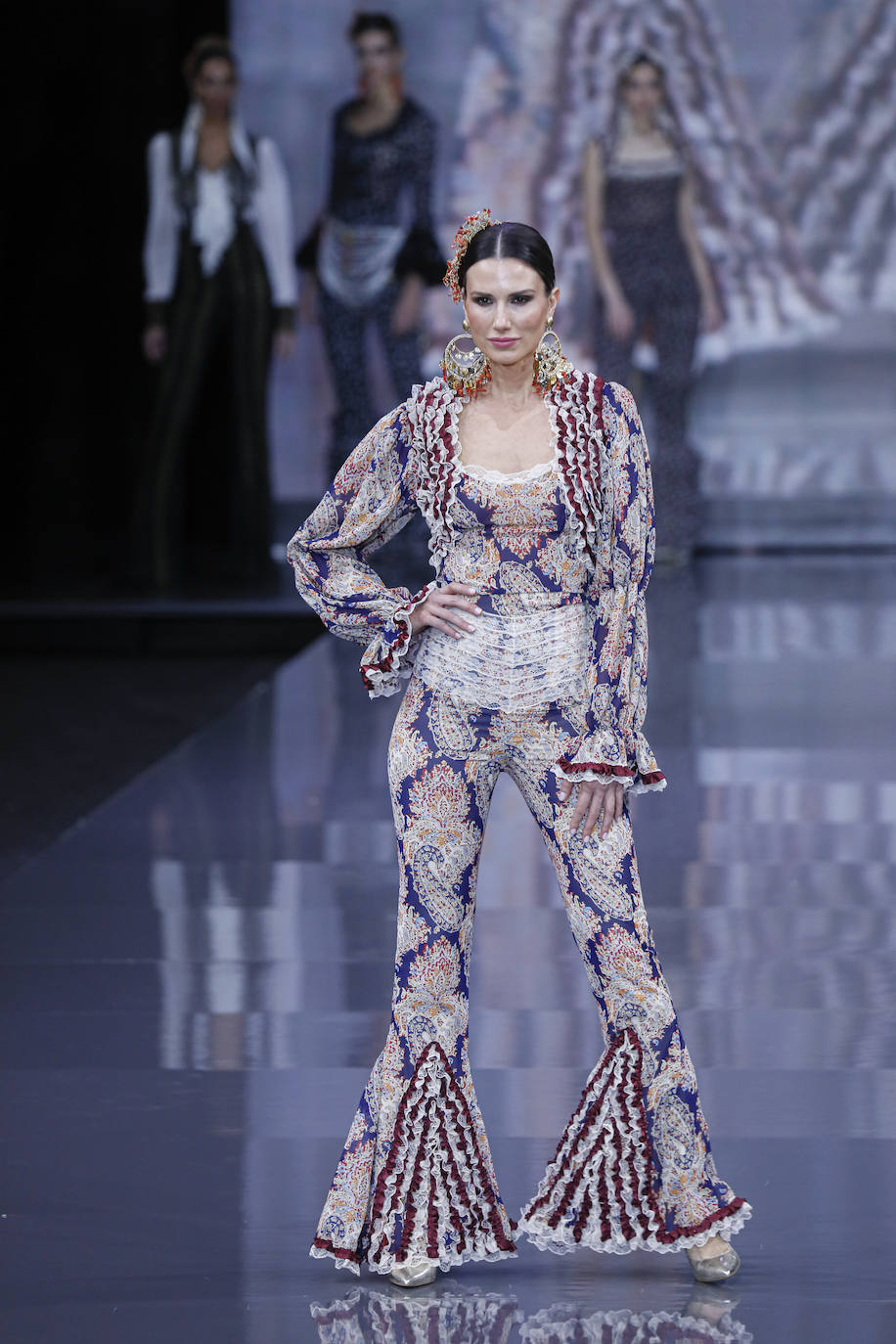 Desfile de Aurora Gaviño en SIMOF 2023 / J.M.Serrano