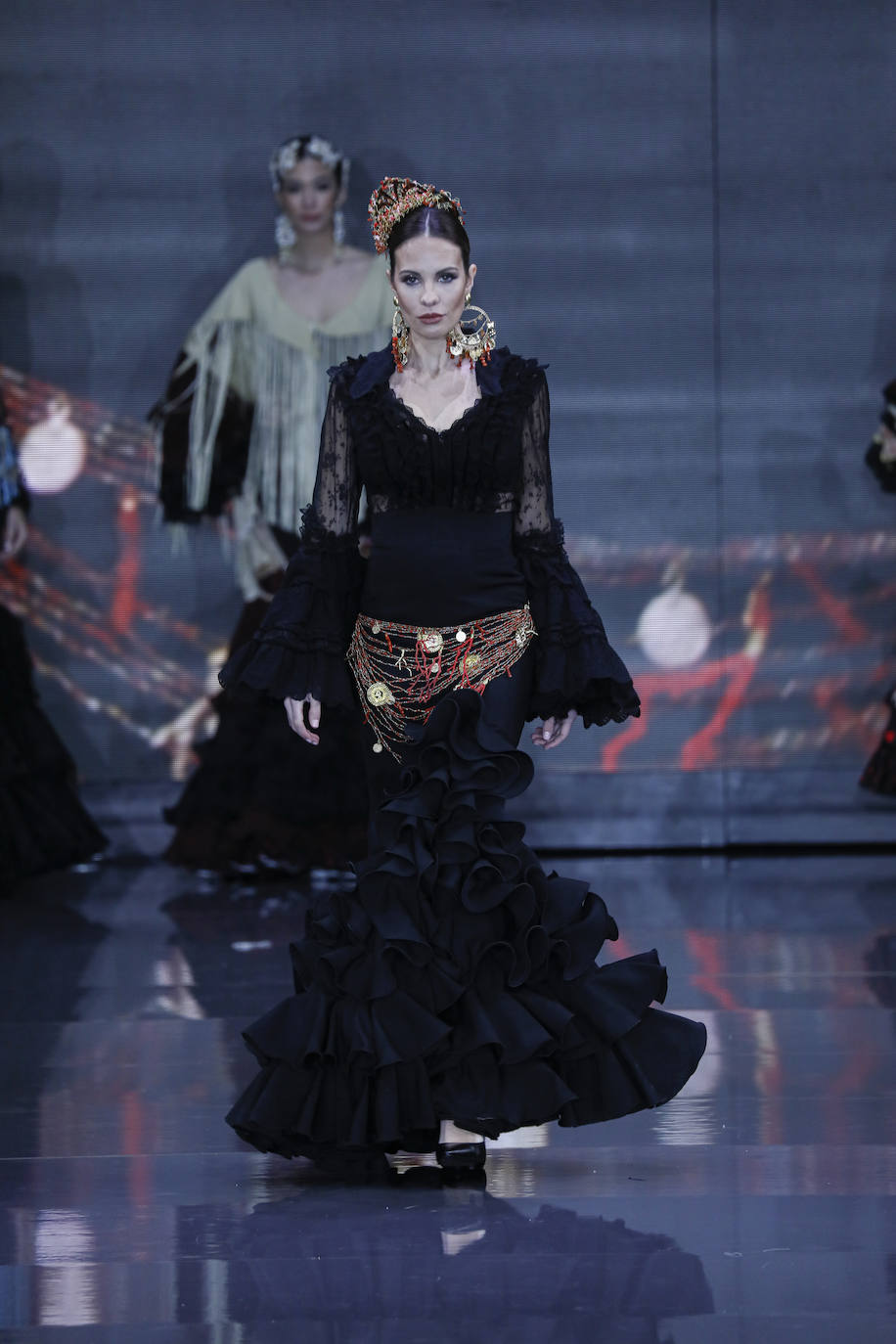 Desfile de Aurora Gaviño en SIMOF 2023 / J.M.Serrano