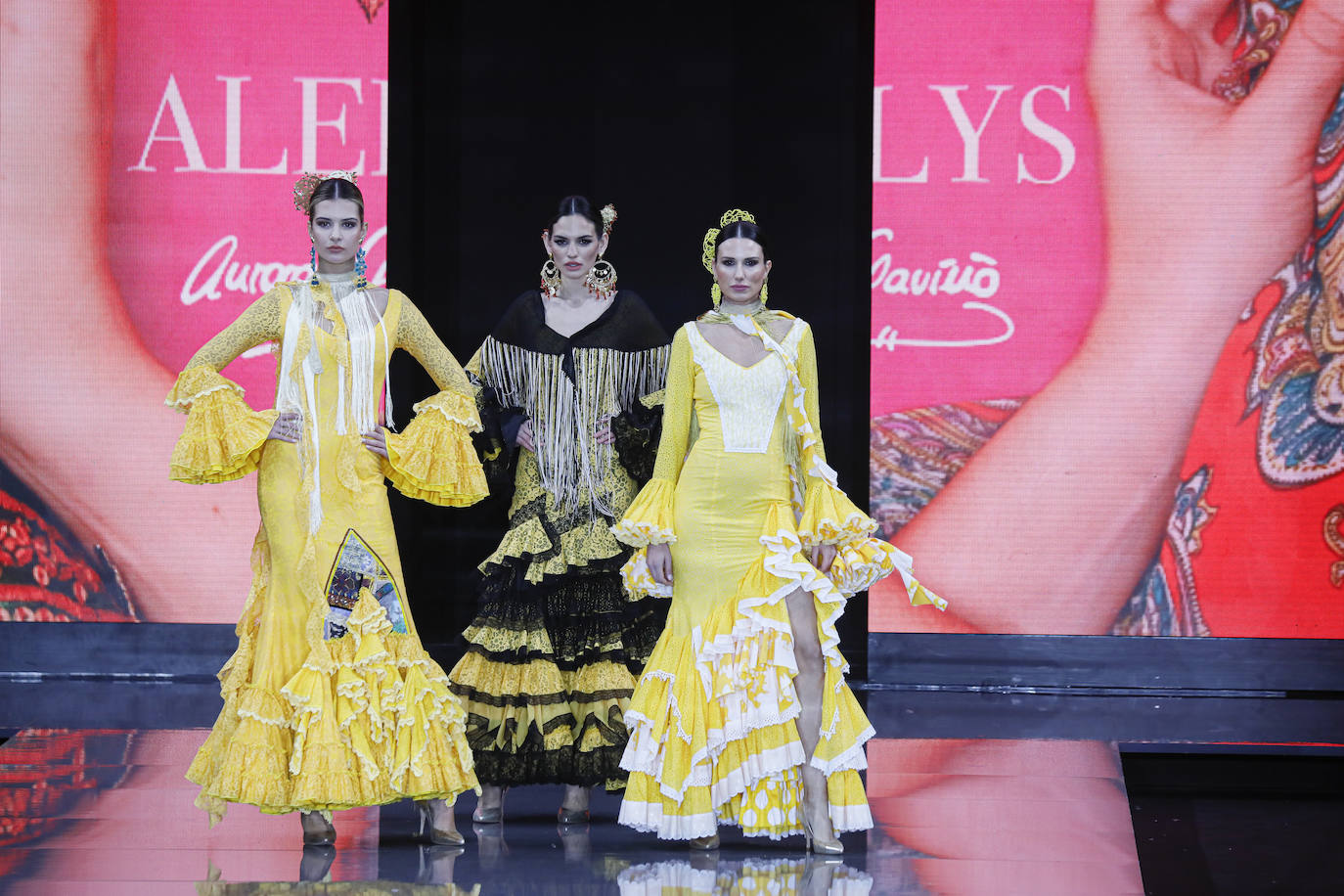 Desfile de Aurora Gaviño en SIMOF 2023 / J.M.Serrano