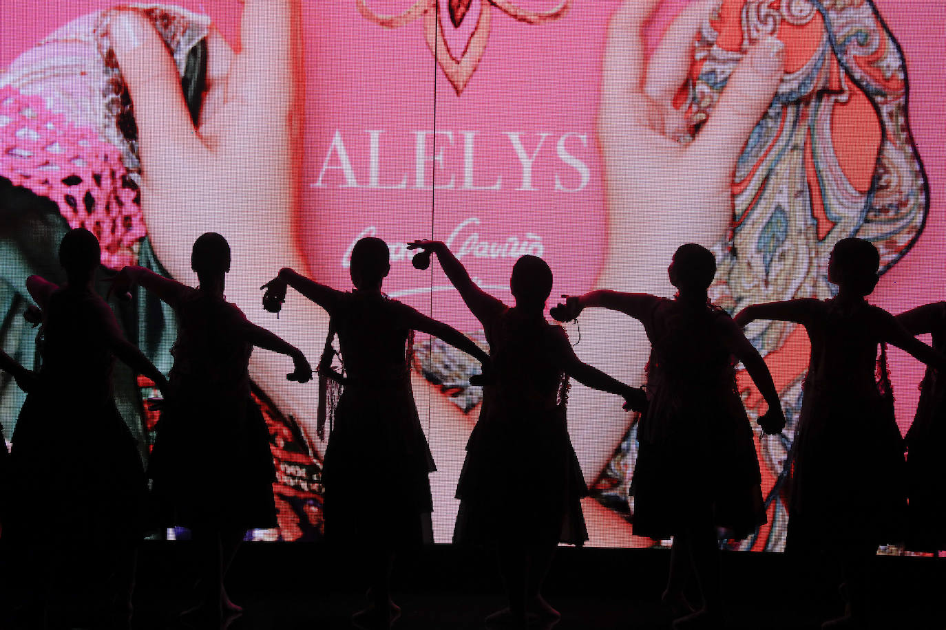 Desfile de Aurora Gaviño en SIMOF 2023 / J.M.Serrano