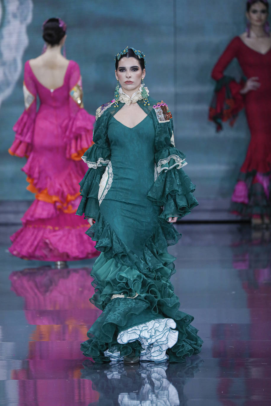 Desfile de Aurora Gaviño en SIMOF 2023 / J.M.Serrano