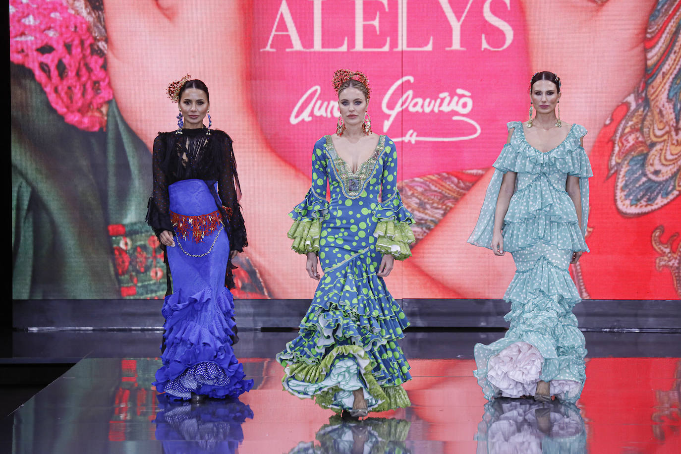 Desfile de Aurora Gaviño en SIMOF 2023 / J.M.Serrano