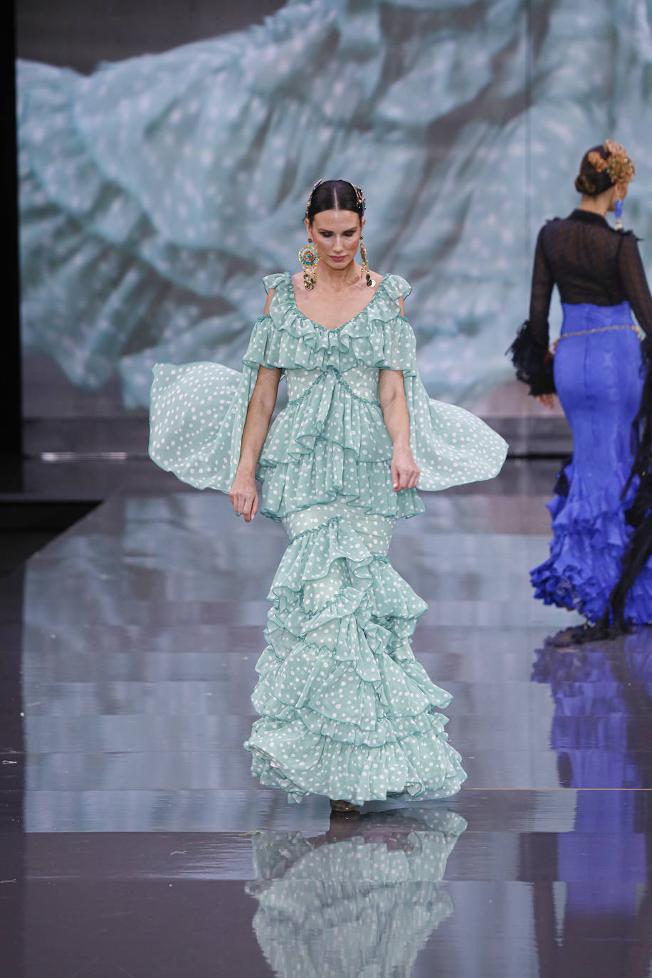 Desfile de Aurora Gaviño en SIMOF 2023 / J.M.Serrano