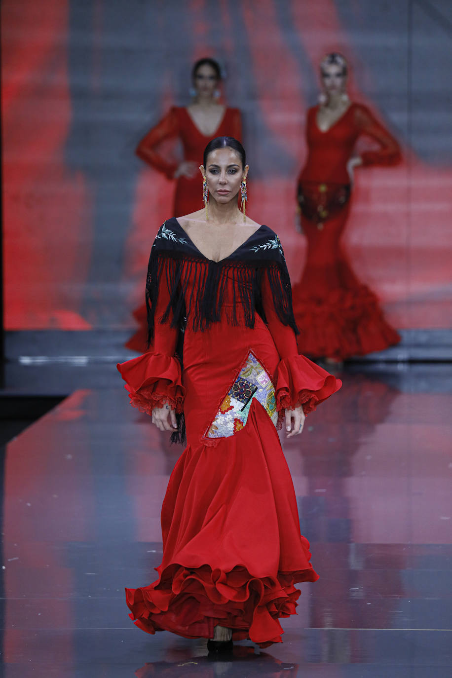 Desfile de Aurora Gaviño en SIMOF 2023 / J.M.Serrano