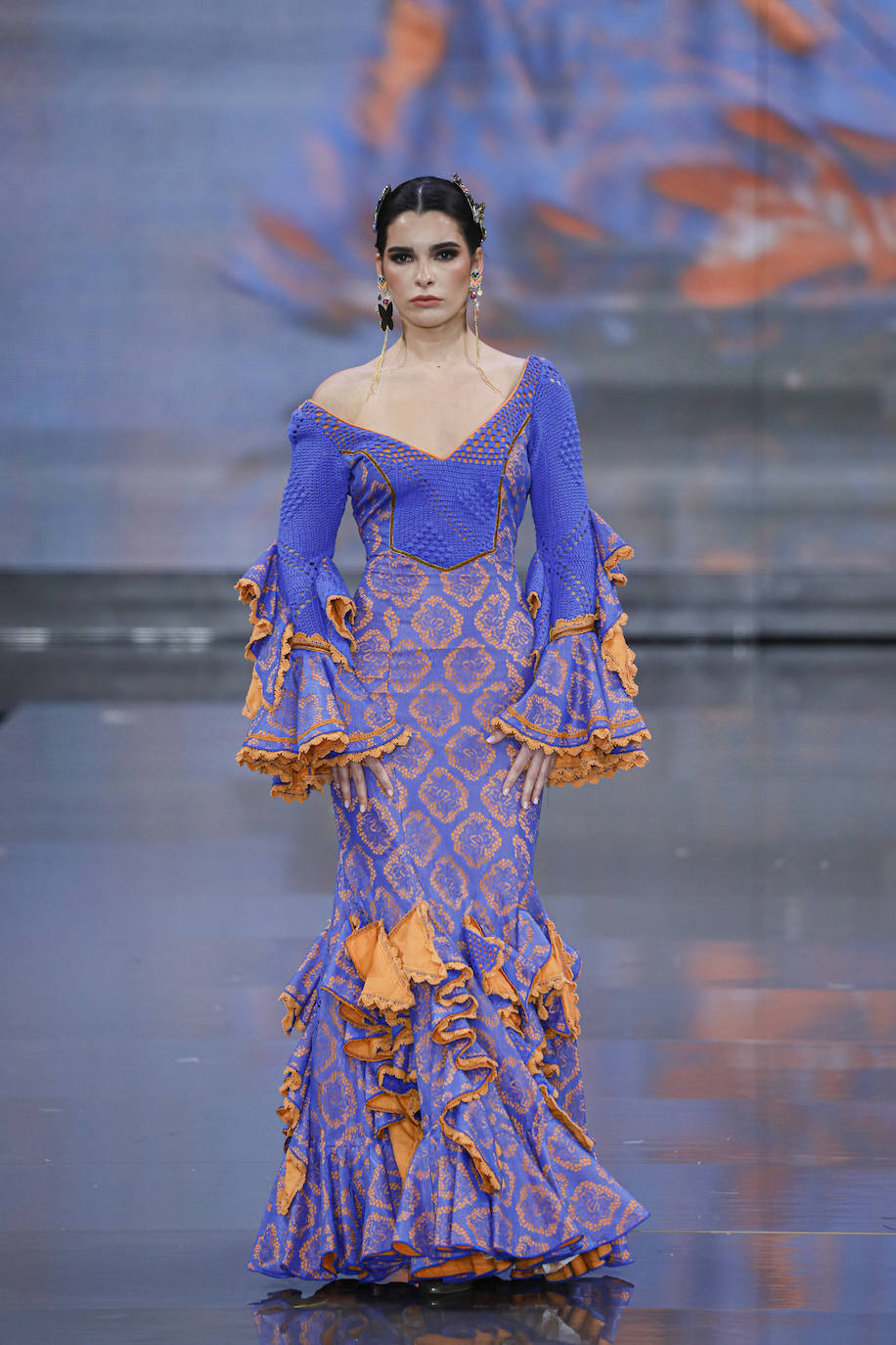 Desfile de Aurora Gaviño en SIMOF 2023 / J.M.Serrano3 / Manu Gómez