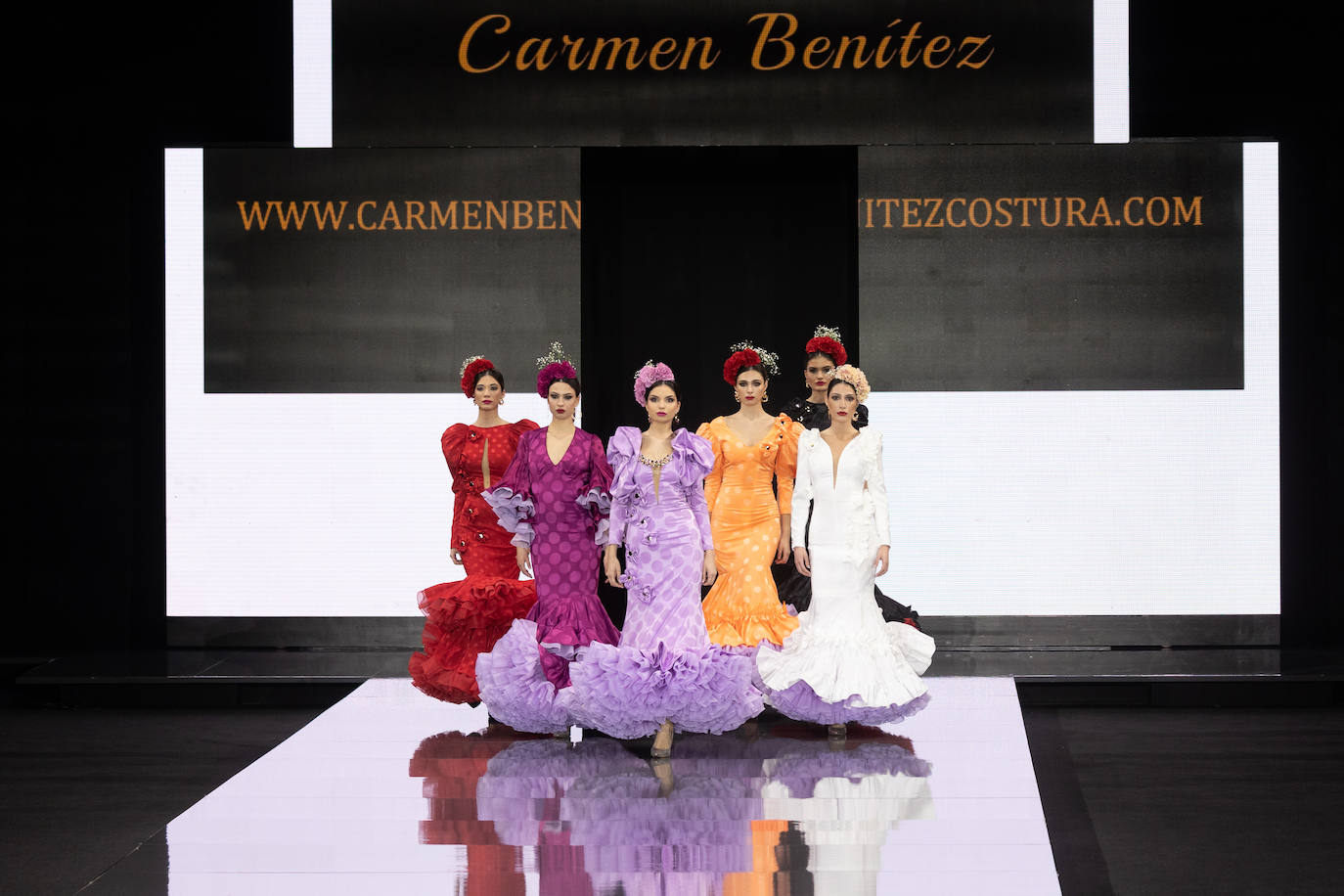 Desfile de Carmen Benítez en SIMOF 2023 / Vanessa Gómez