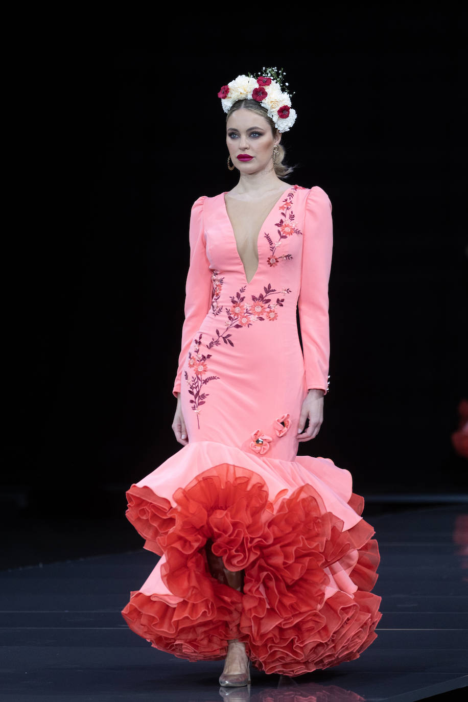 Desfile de Carmen Benítez en SIMOF 2023 / Vanessa Gómez