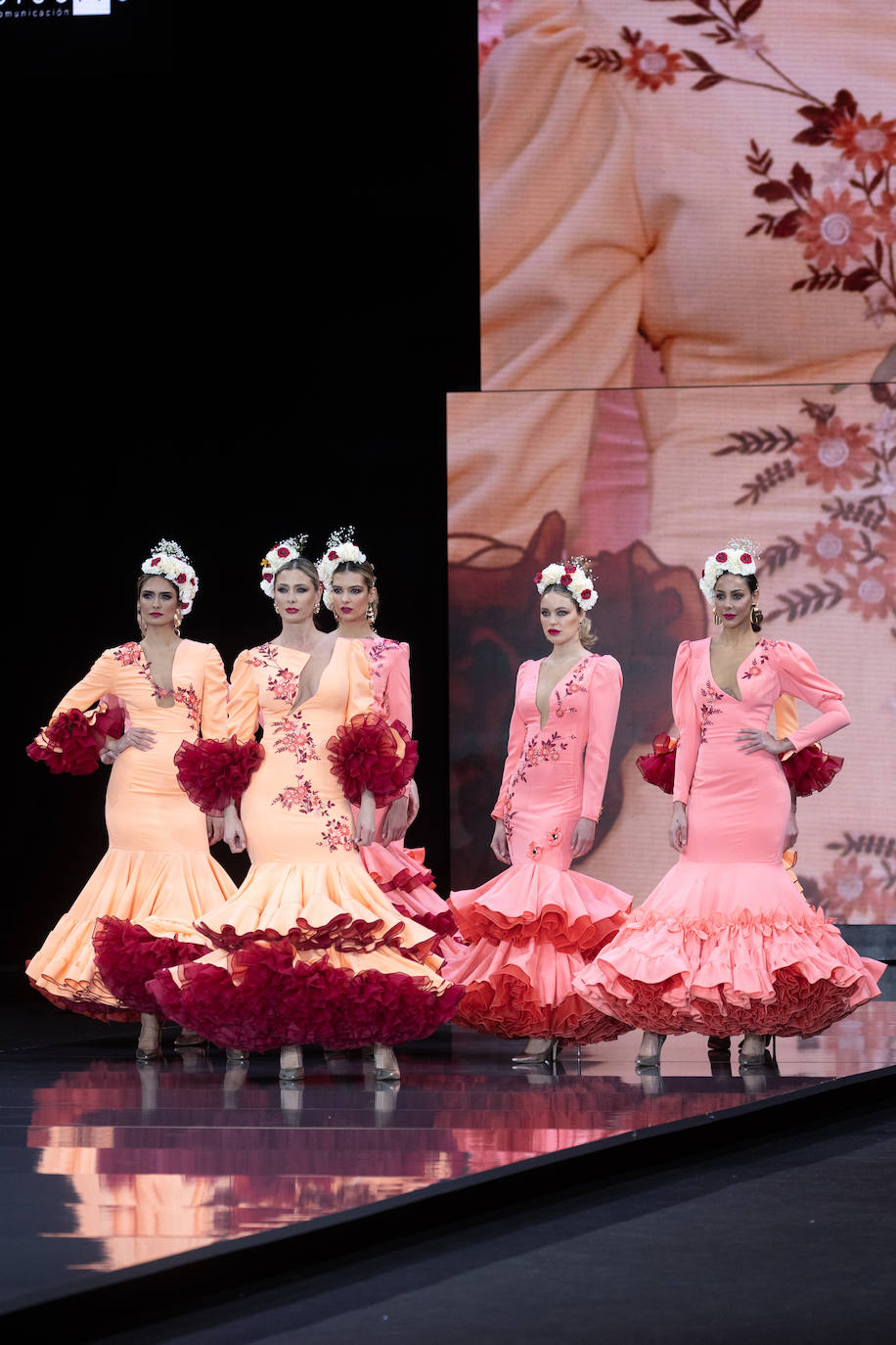 Desfile de Carmen Benítez en SIMOF 2023 / Vanessa Gómez