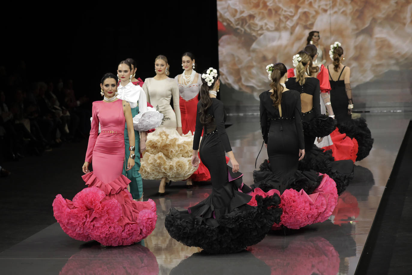 Desfile de Sara Sanabria en SIMOF 2023 / Raúl Doblado