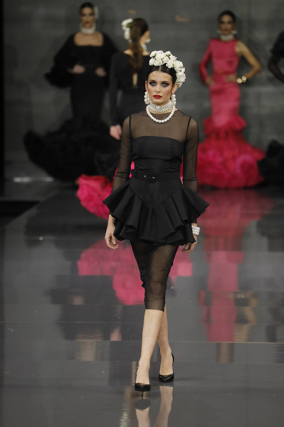 Desfile de Sara Sanabria en SIMOF 2023 / Raúl Doblado