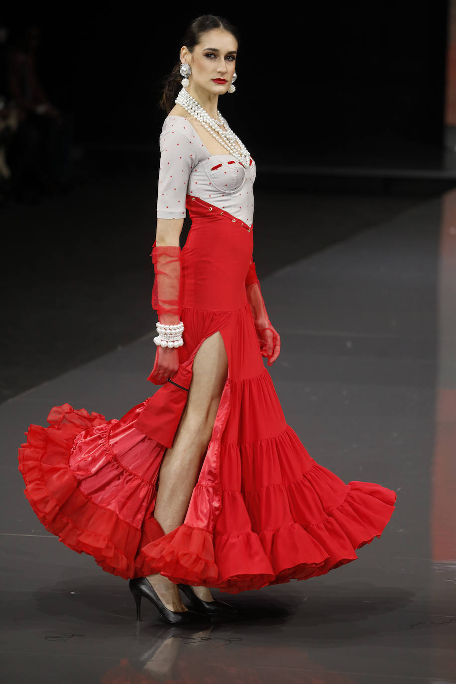 Desfile de Sara Sanabria en SIMOF 2023 / Raúl Doblado