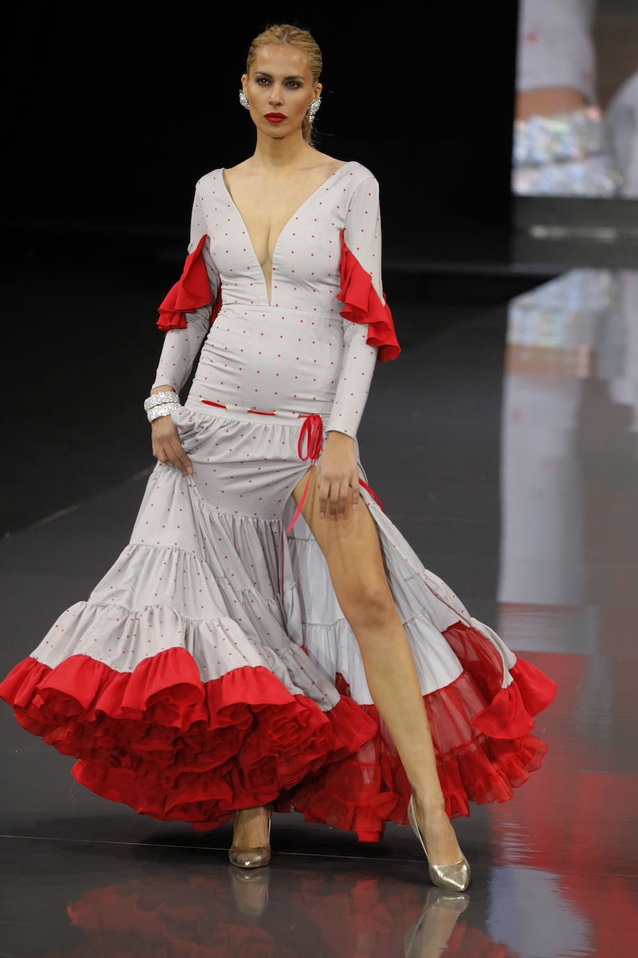 Desfile de Sara Sanabria en SIMOF 2023 / Raúl Doblado