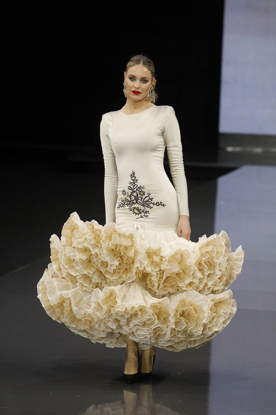 Desfile de Sara Sanabria en SIMOF 2023 / Raúl Doblado