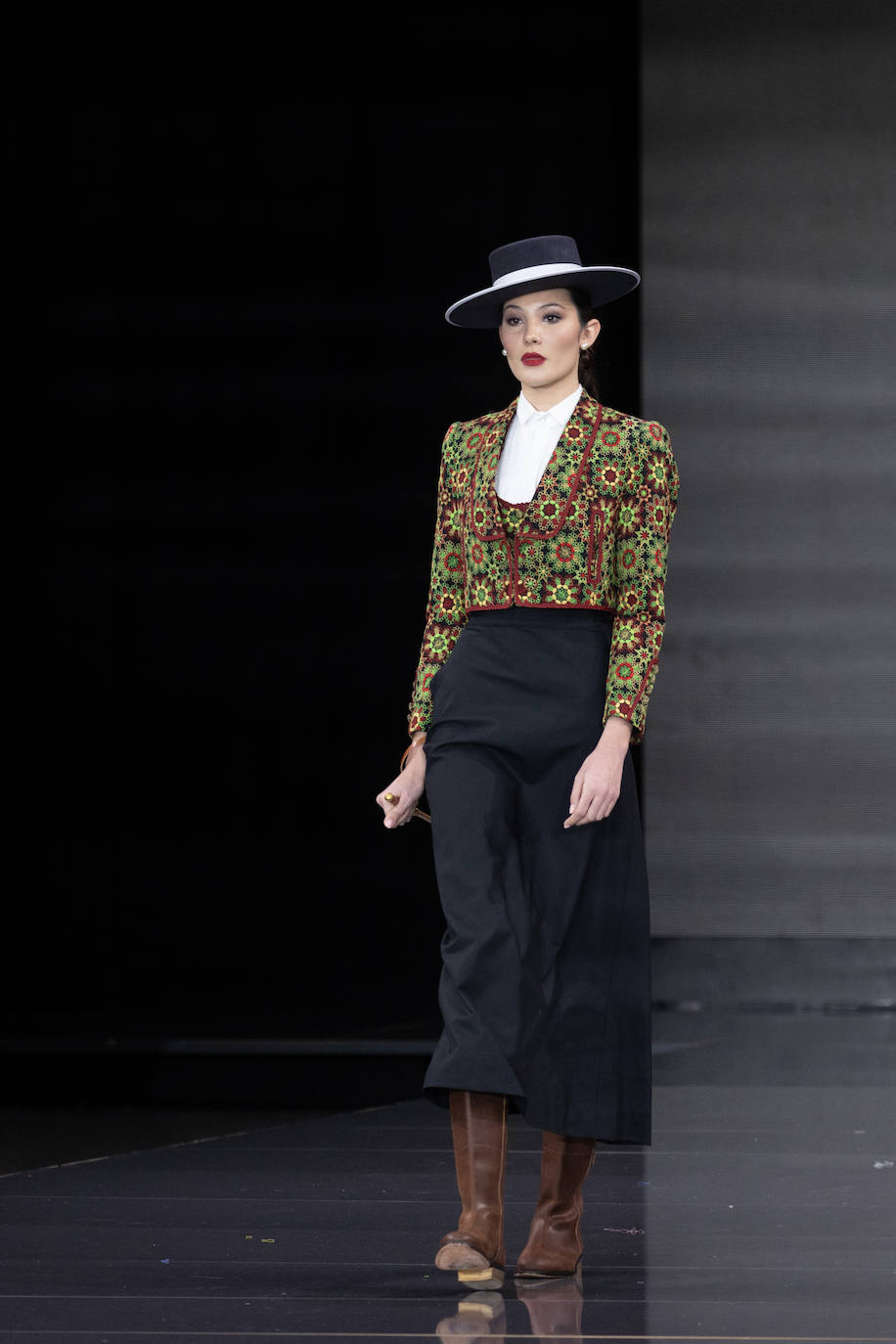 Desfile del Colectivo Huelva en SIMOF 2023 / Vanessa Gómez