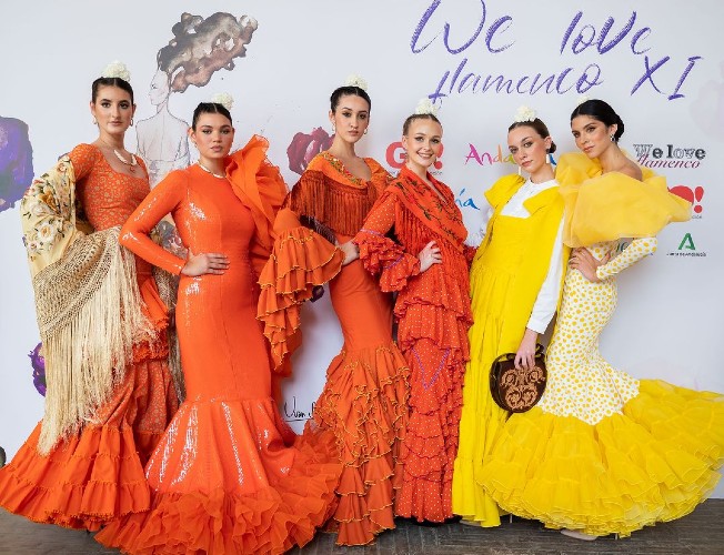 Vestidos de Flamenca - Novedad 2023 - El Rocío Moda Flamenca