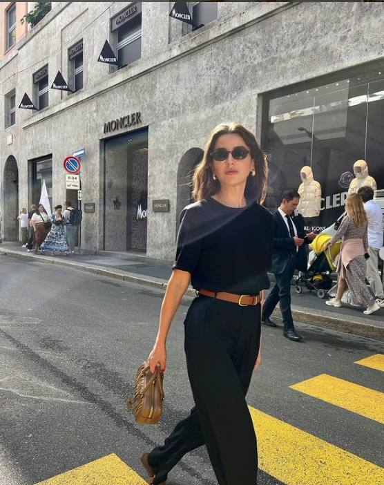 Cómo parecer más alta sin usar tacones con estos sencillos trucos