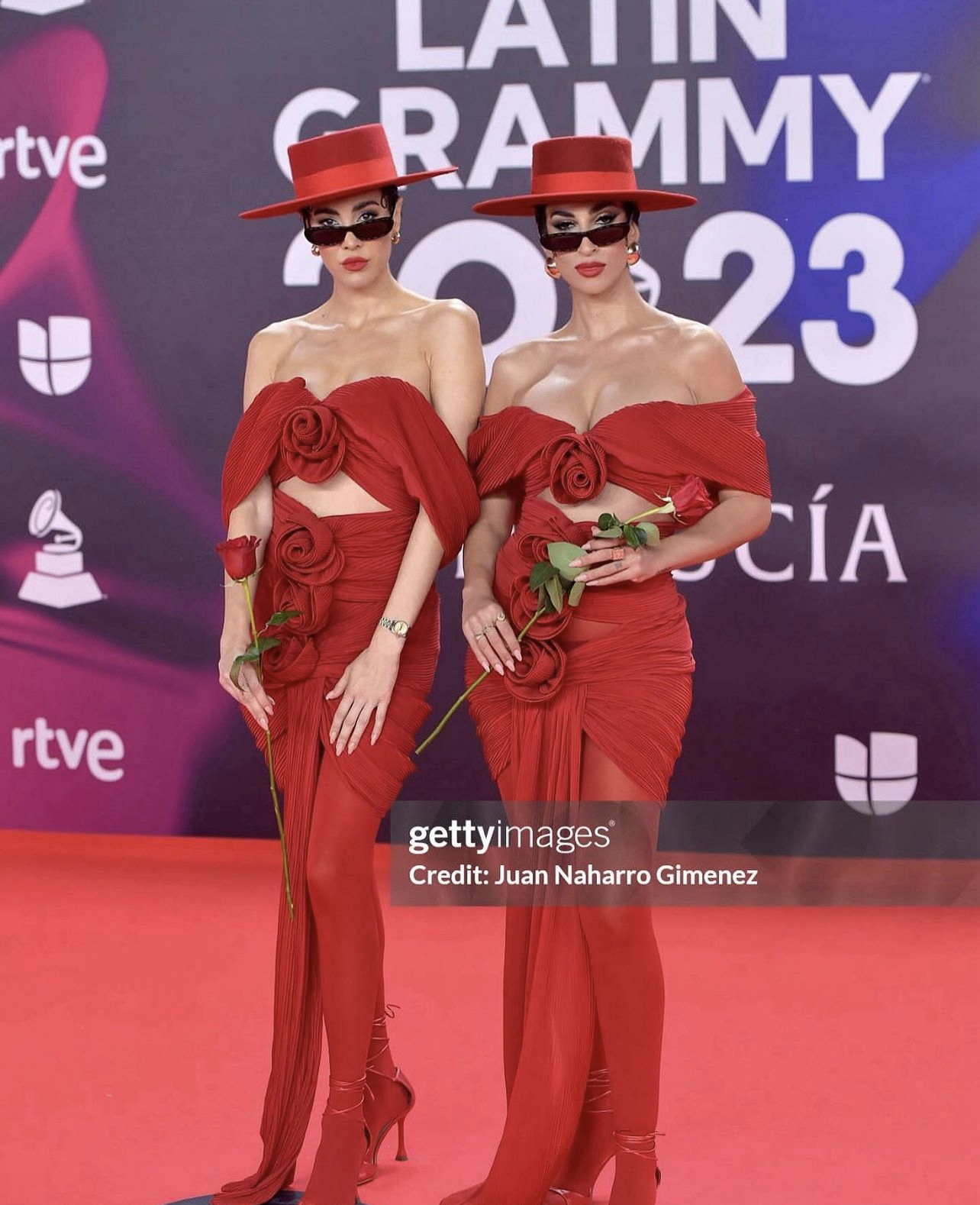 Los Grammy Latinos entre volantes, lunares y claveles: los looks más flamencos de la gala de Sevilla