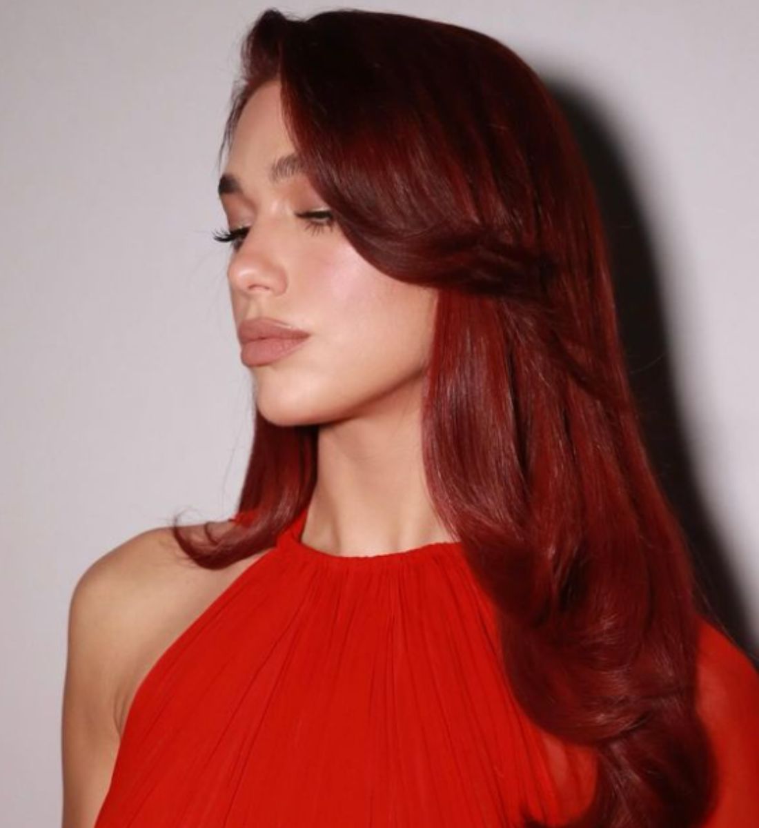 Asi es la nueva tendencia de combinar el color de pelo con tu ropa te ensenamos como hacerlo Bulevar Sur