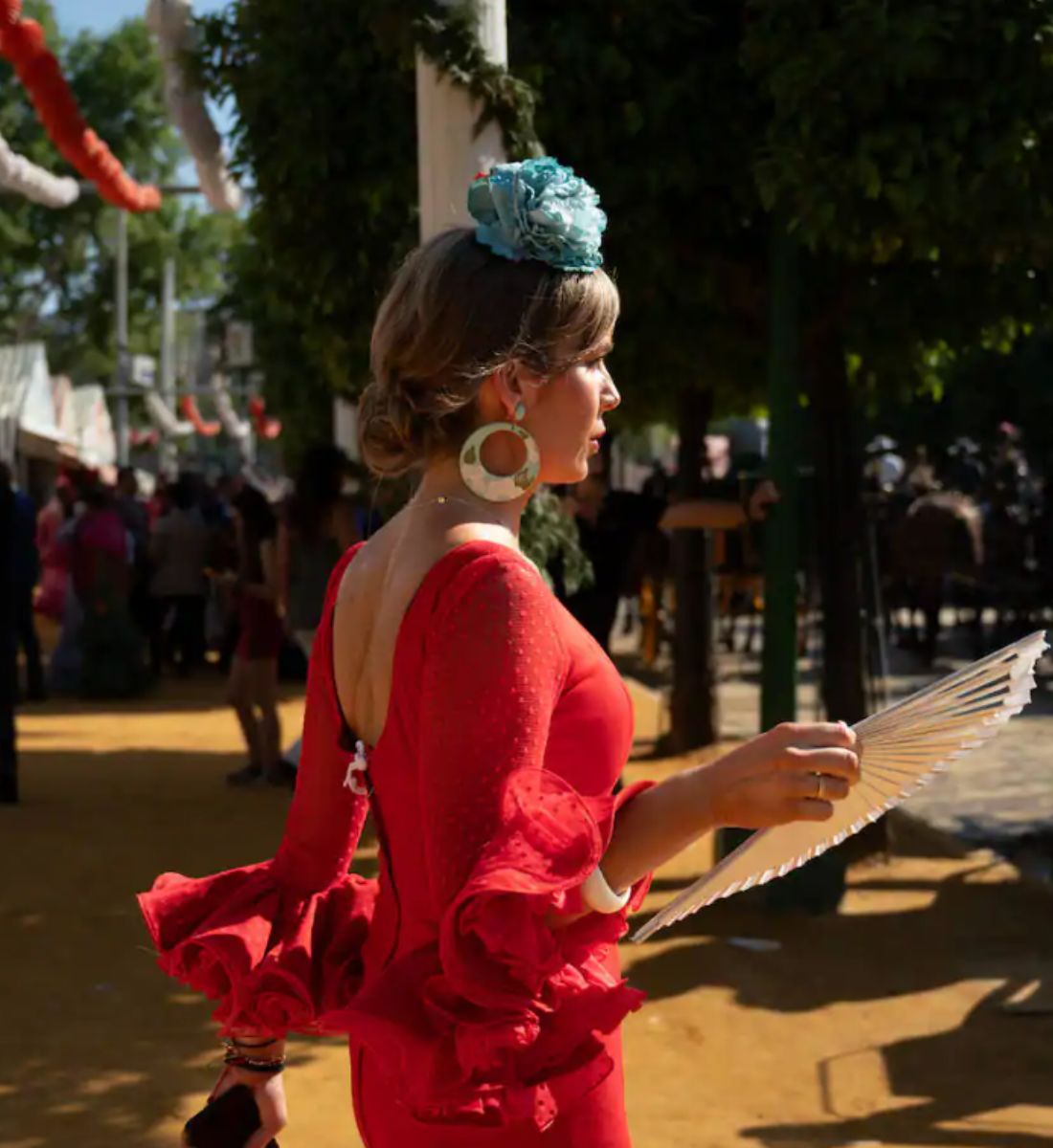 Las flamencas mejor vestidas de la Feria de Sevilla el lunes: combinaciones hermosas y arte sevillano
