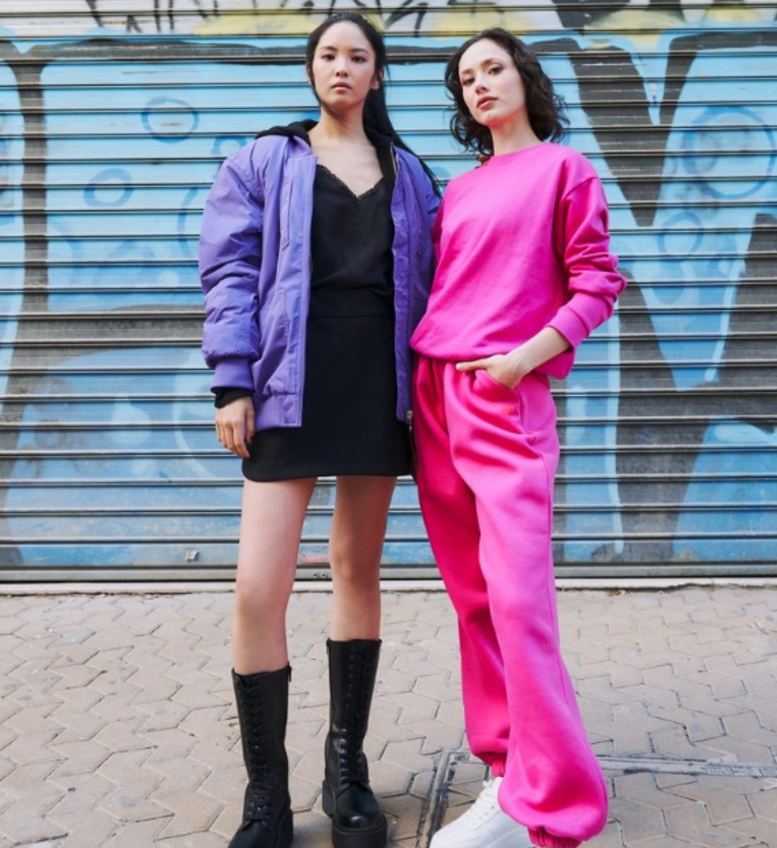 Las botas con plataformas para combinar con vestidos largos y elegantes: te damos la clave